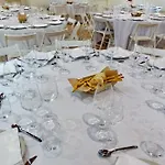 אורחן Abbazia Di Valserena - Csac 3*